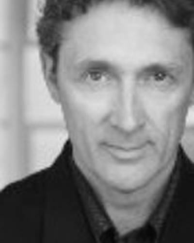 Роберт Д. Морайс фото