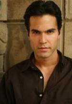 Адриан Альварадо фото