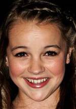 Иззи Мейкл-Смолл фото