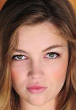 Лили Симмонс фото