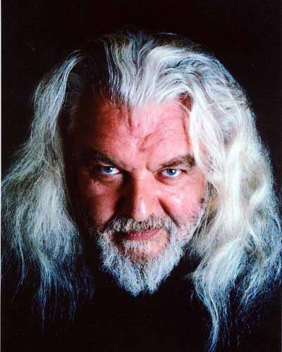 Хью Кияс-Бёрн фото