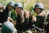 Кадр Тонкая красная линия