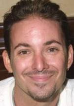 Ноа Хэтэуэй фото