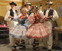 Кадр Малкольм в центре внимания