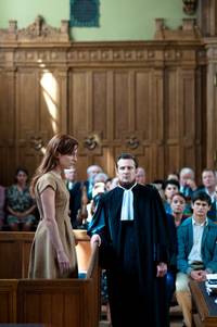 Кадр Женщина и мужчины