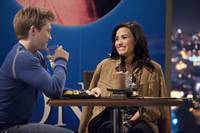 Кадр Дайте Санни шанс