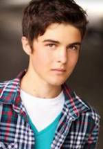 Тайлер Петерсон фото