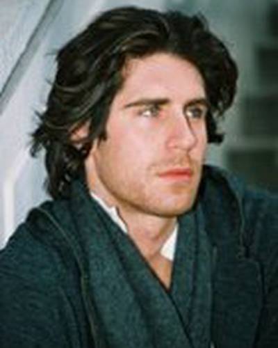 Тейлор Герард Харт фото