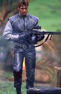 Кадр Киборг-полицейский 3