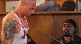 Кадр из фильма "Осажденные упырями" - 1