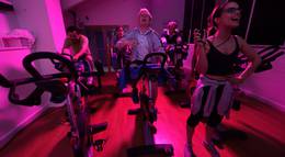 Кадр из фильма "Непотопляемые" - 2