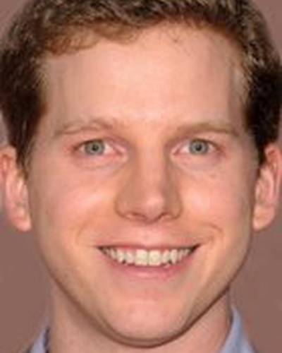 Старк Сэндс фото