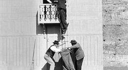 Кадр из фильма "Люмьеры!" - 2