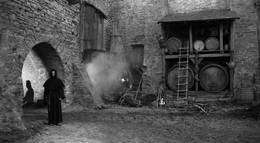 Кадр из фильма "Трудно быть Богом" - 1