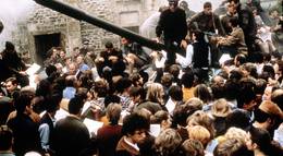 Кадр из фильма "Невыносимая легкость бытия" - 1