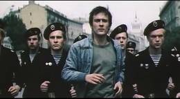 Кадр из фильма "Полоса препятствий" - 1