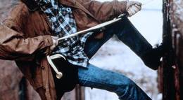 Кадр из фильма "Нарушение территории" - 2