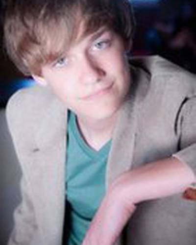 Девон Такер фото