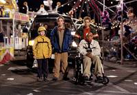 Кадр Малкольм в центре внимания