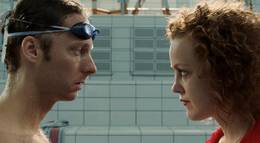 Кадр из фильма "Во власти женщины" - 1