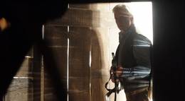 Кадр из фильма "Игра на выживание" - 2