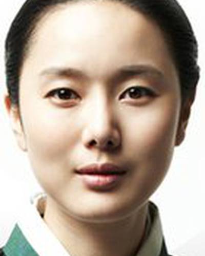 Юн Чжин Со фото