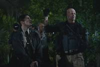 Кадр Топор 3