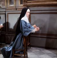 Кадр Монахиня