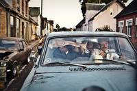 Кадр Мужчины и куры