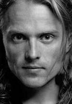 Локхарт Огилве фото