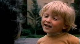 Кадр из фильма "Осторожно – Василек!" - 2