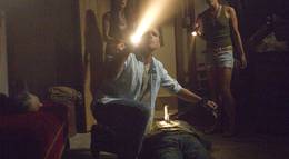 Кадр из фильма "Заживо погребенные" - 1