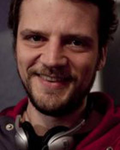 Серен Юдже фото