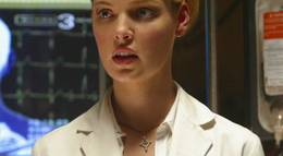 Кадр из фильма "Зло бессмертно" - 1