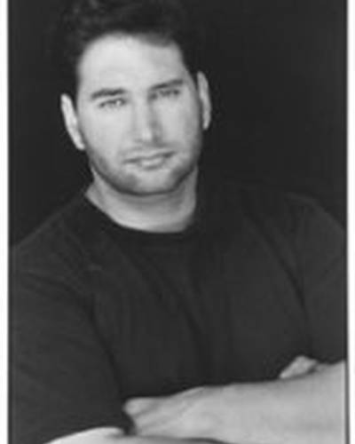 Джон Стрэнд фото