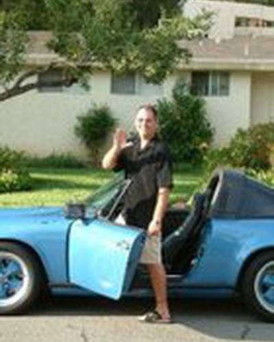 Трой ДеУолт фото