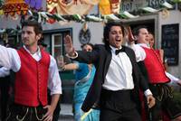 Кадр Bollywood lässt Alpen glühen