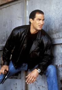 Кадр Над законом