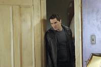 Кадр Быть человеком