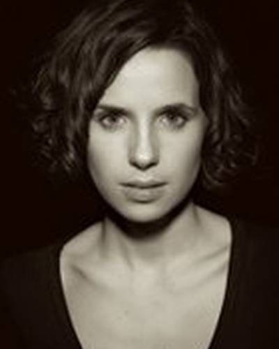 Ребекка Кларк фото