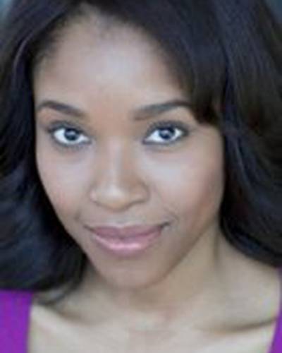 Тоя Тернер фото