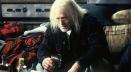 Кадр из фильма "Проживая зиму" - 2