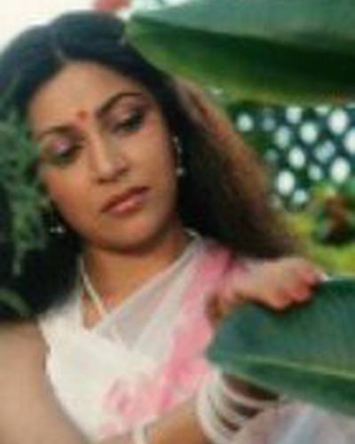 Дипти Навал фото