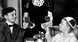 Кадр из фильма "Hearts Are Thumps" - 1