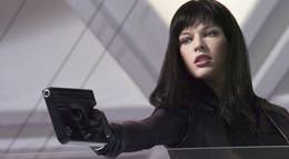 Кадр из фильма "Ультрафиолет" - 2