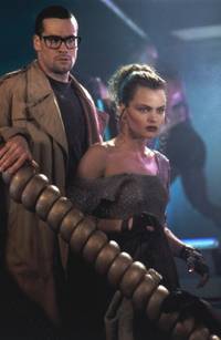 Кадр Джонни Мнемоник