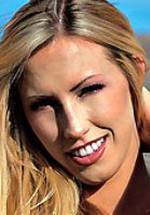 Кэсси Янг фото