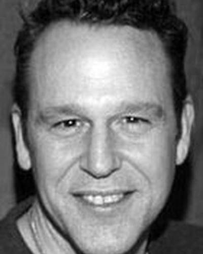 Джон Костелло фото