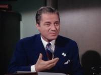 Кадр Апрель в Париже