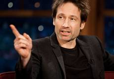 Дэвид Духовны призывает к петиции за съемки «Секретных материалов 3»